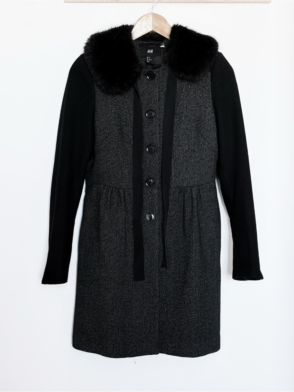 H&M Wool Blend Tweed Faux Fur Collar Coat Black White Size 6